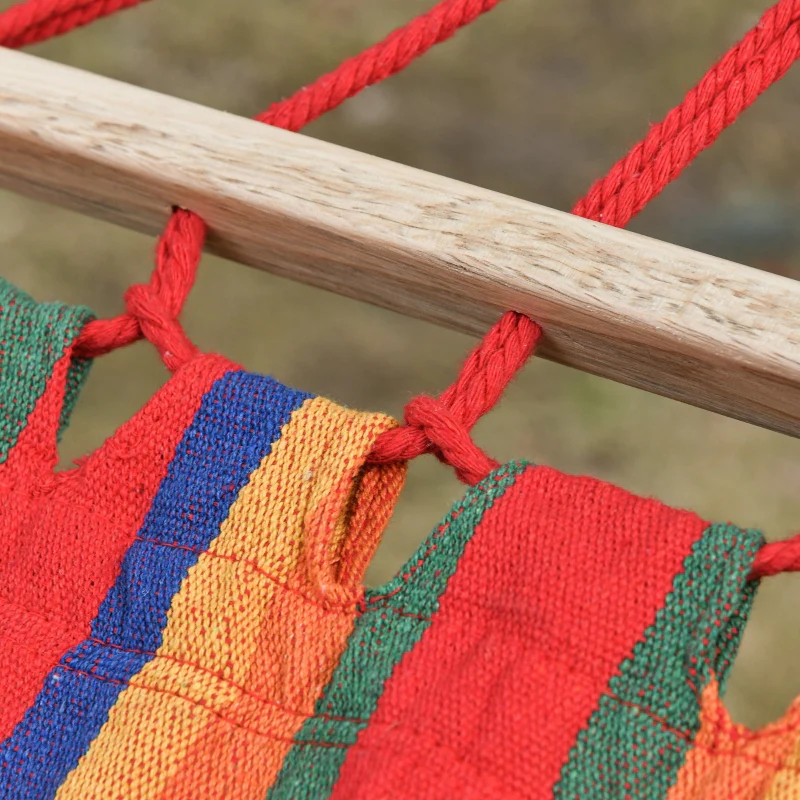 Garden hammock wooden spreader bar and cotton fabric detail — GetHovr UK
